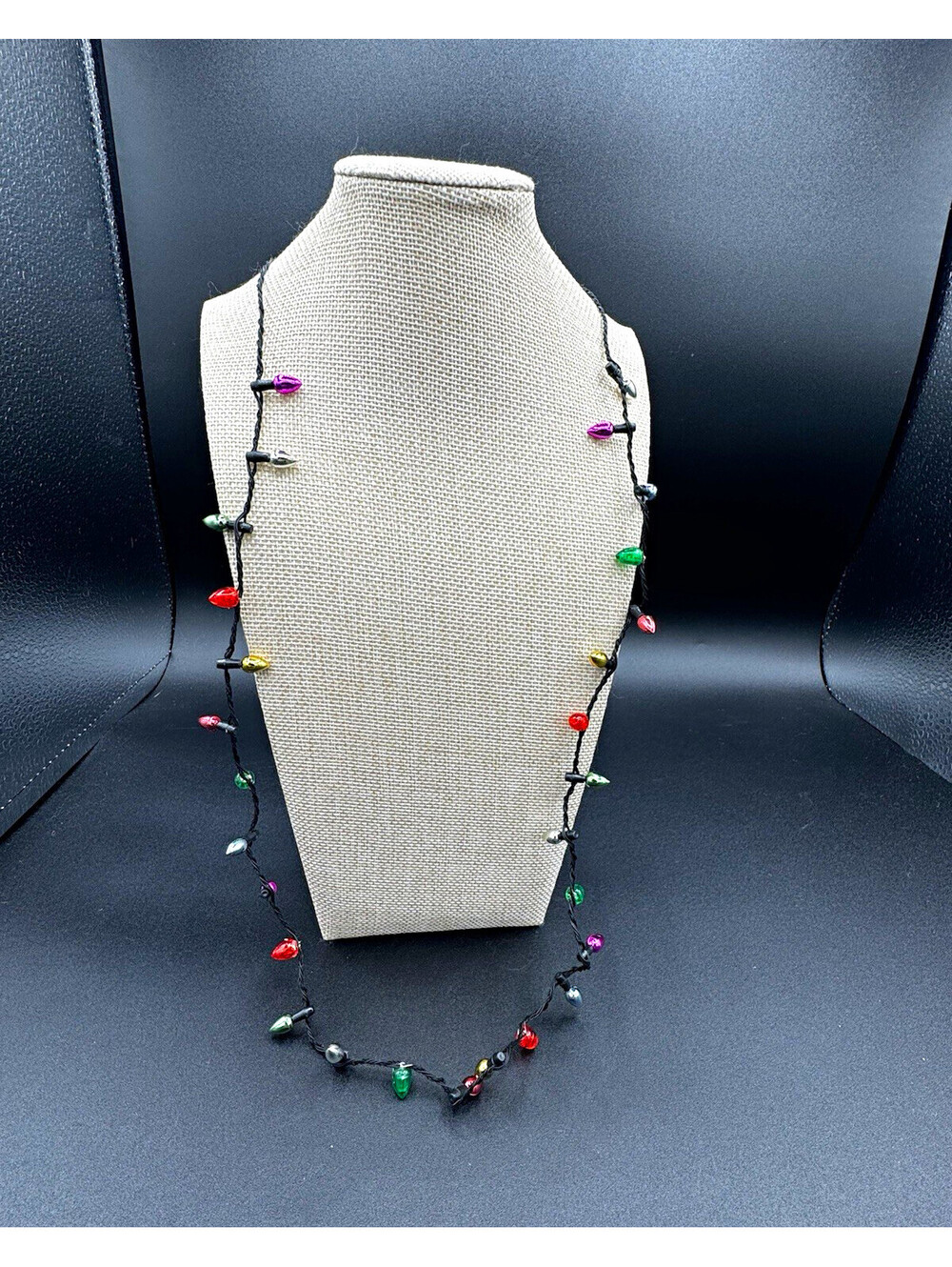 Lotsa Lites Flashing Christmas Light Necklace Multicolor LED X-FLHB NOS